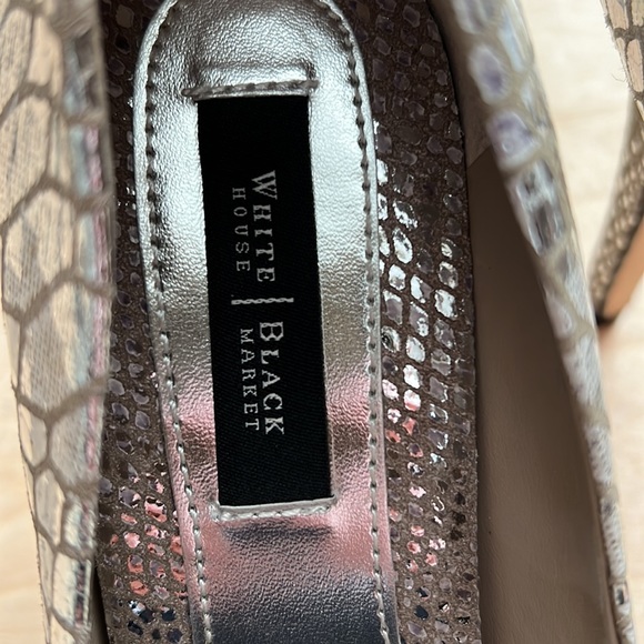 Snake Print Pumps - Picture 6 of 10